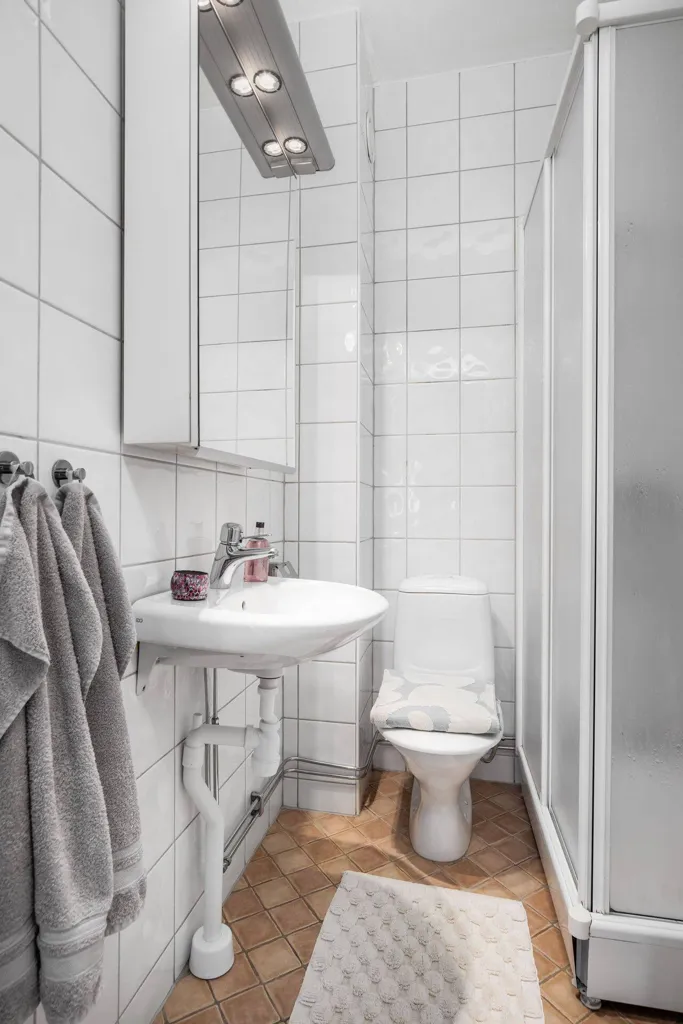 Salles de bain - Apartment with High Ceilings in Linköping