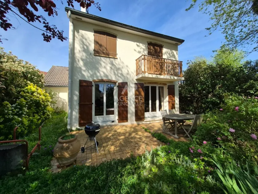 Terrass - 7-Piece House with Garden in Fourqueux