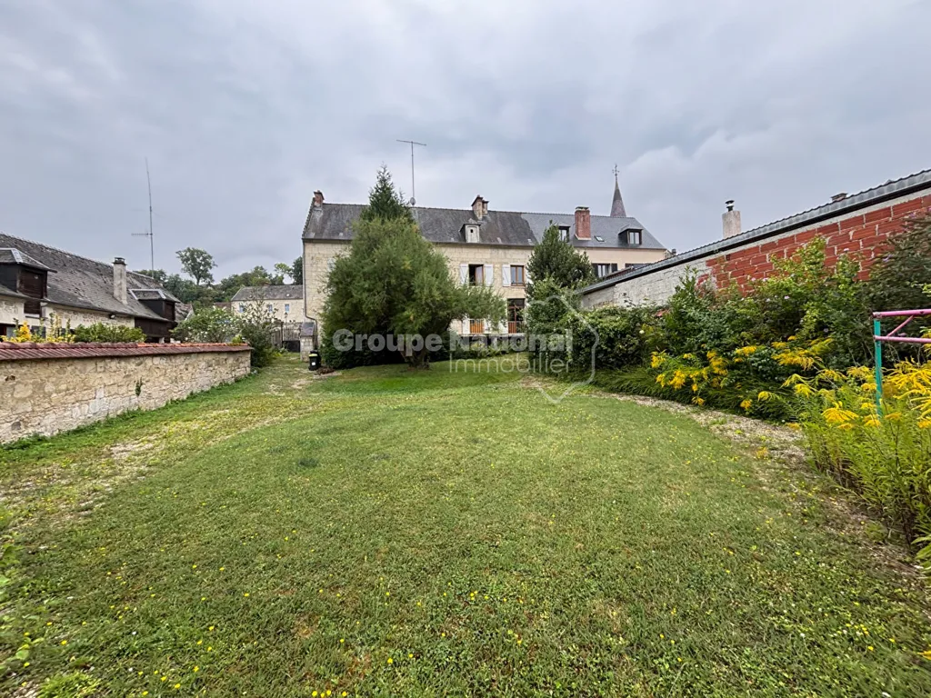 Jardin - Bâtisse de 7 Pièces avec Jardin à Bonneuil en Valois