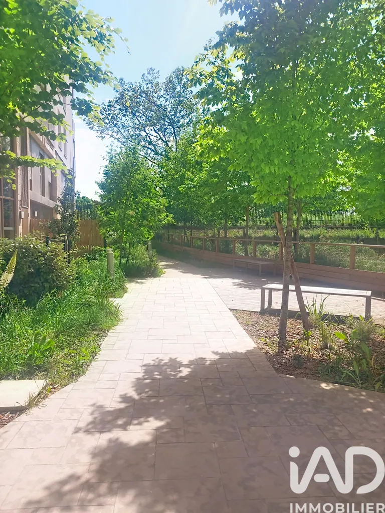 Jardin - Appartement T5 avec Balcon à Bagneux