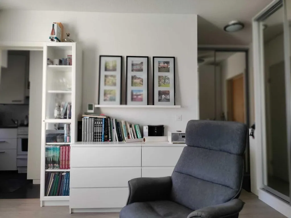 Bureau - Modernised Studio with Balcony in Panelia