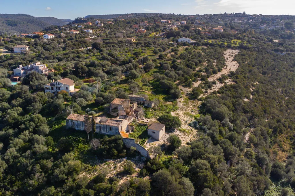 Vue aérienne - Buildable Land with Panoramic View in Monte Furru, Sassari