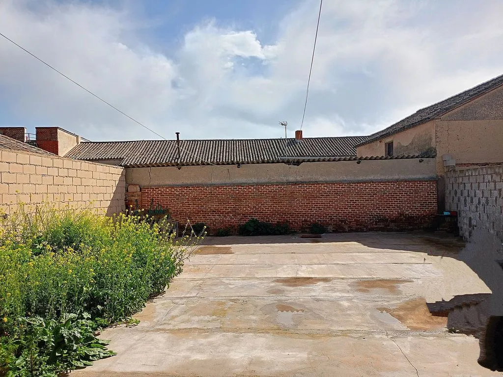 Jardin - 3-Bedroom Chalet with Pool in Alcabón