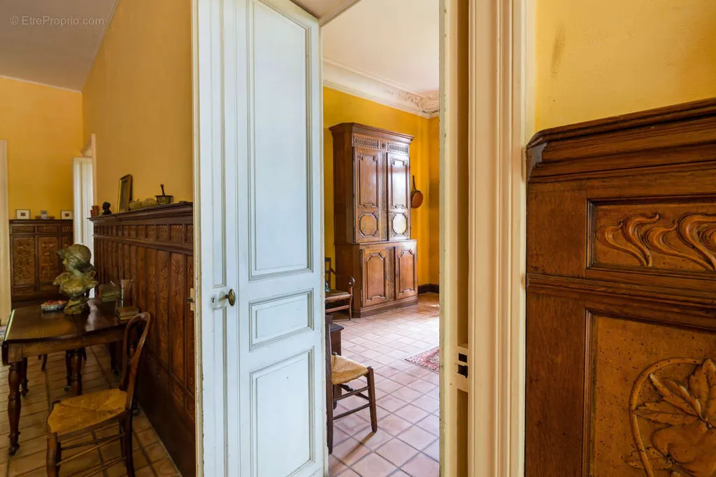 Salle à manger - Maison historique avec vignoble à Beaumes-de-Venise