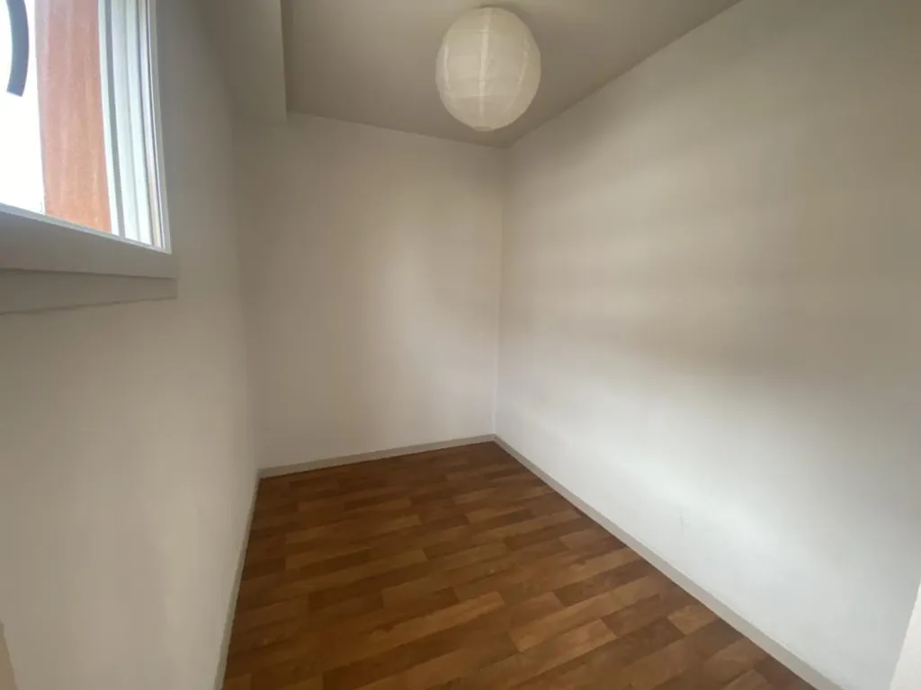 Pièces - Studio dans Copropriété Récente à Grenoble