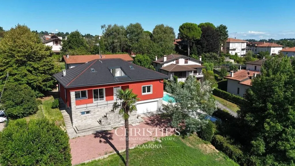 Õhuvaade - Luxury Villa with Pool in Casbeno, Varese