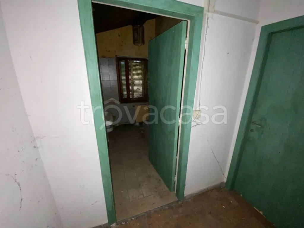 hallway_entrance