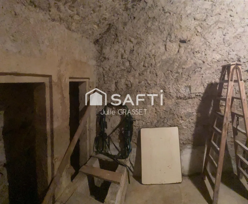 Stanze - Characterful Apartment with Rooftop View in Béziers