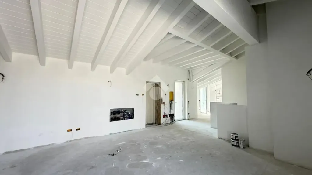 Toad - Attico with Terrazzo in Seregno