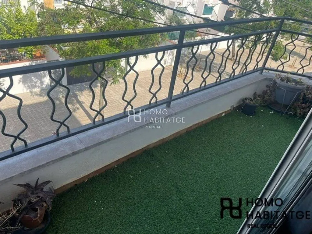 Rõdu - Modern Flat with Balcony in Egara, Terrassa