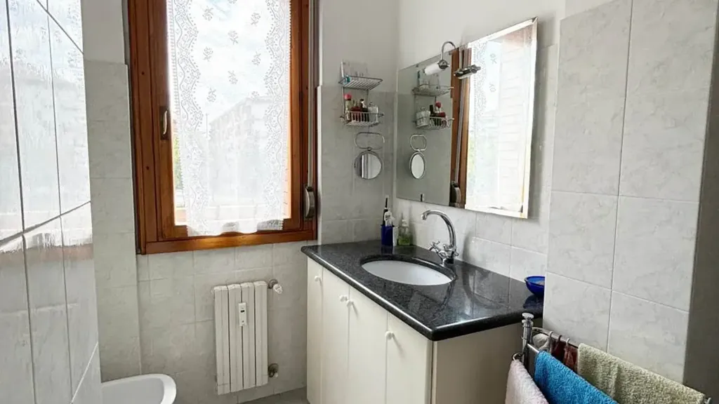 Salles de bain - Apartment with Large Terrace in Isolotto, Florence
