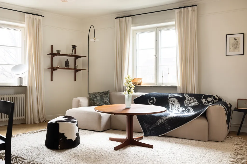 Séjour - Renovated Flat with Library in Enskede