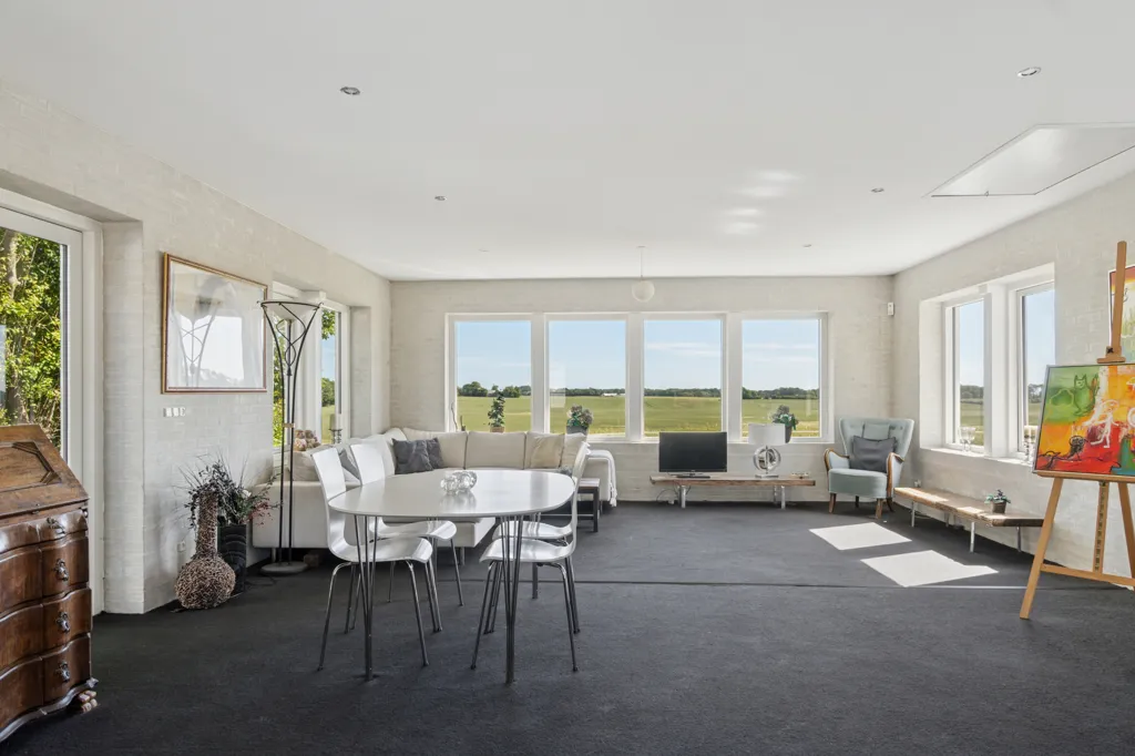 Séjour - Renovated Farmhouse with Equestrian Facilities in Vejle
