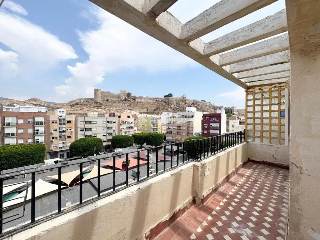 Rõdu - Apartment with Balcony in Almería