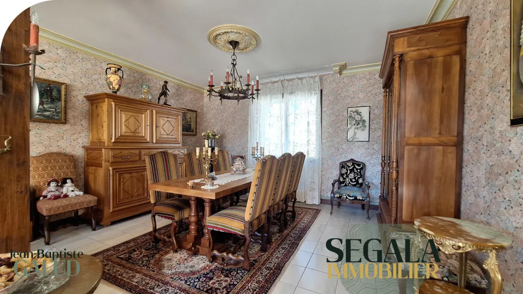 Salle à manger - Maison avec Atelier Indépendant à Carmaux