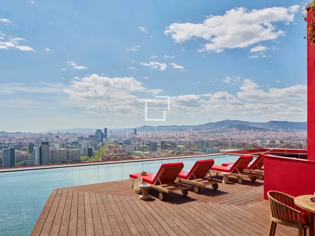 Terrass - Luxury Flat with Rooftop Pool in Diagonal Mar, Barcelona