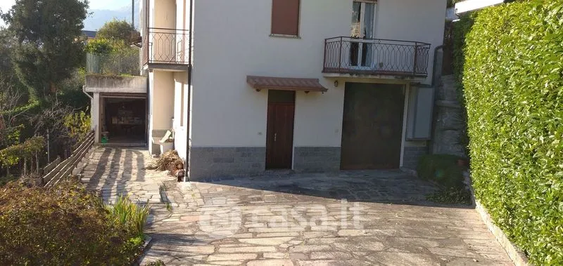 Esterno - Bifamiliar Villa with Vineyard View in Berbenno