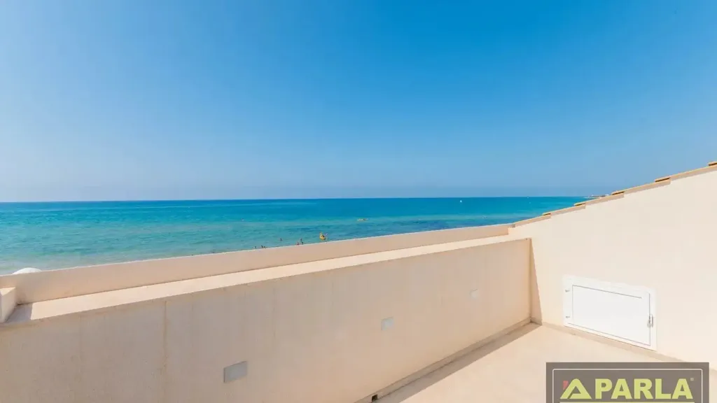 Terrasse - Villa with Beach Access in Marina di Ragusa