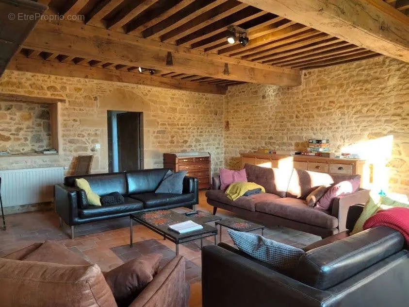 5-room house in Paray-Le-Monial