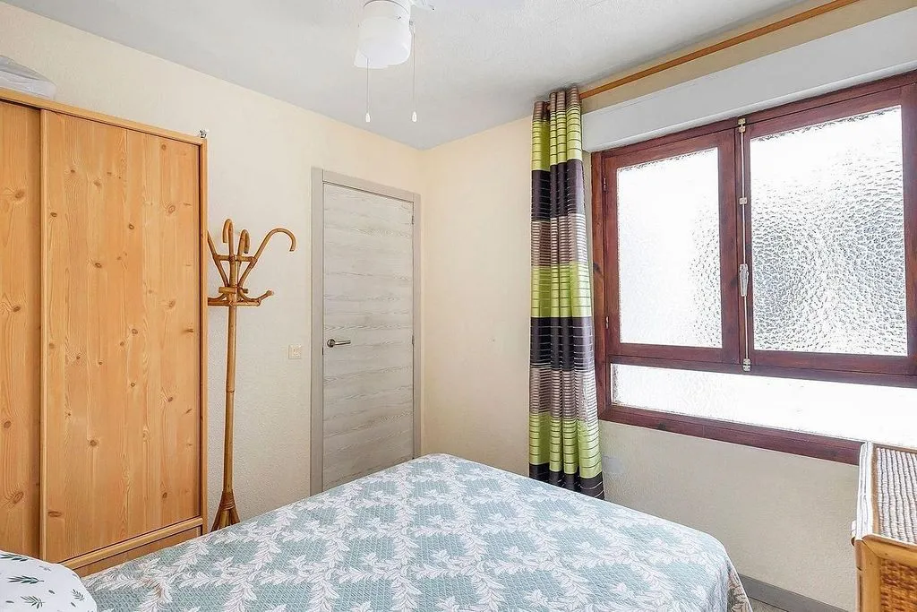 Bedrooms - 3-Bed Apartment with Terrace in El Acequión