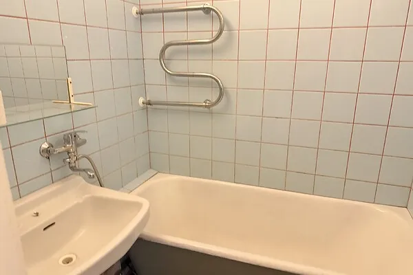 Vannitoad - 2-Bedroom Apartment with Balcony in Rakvere