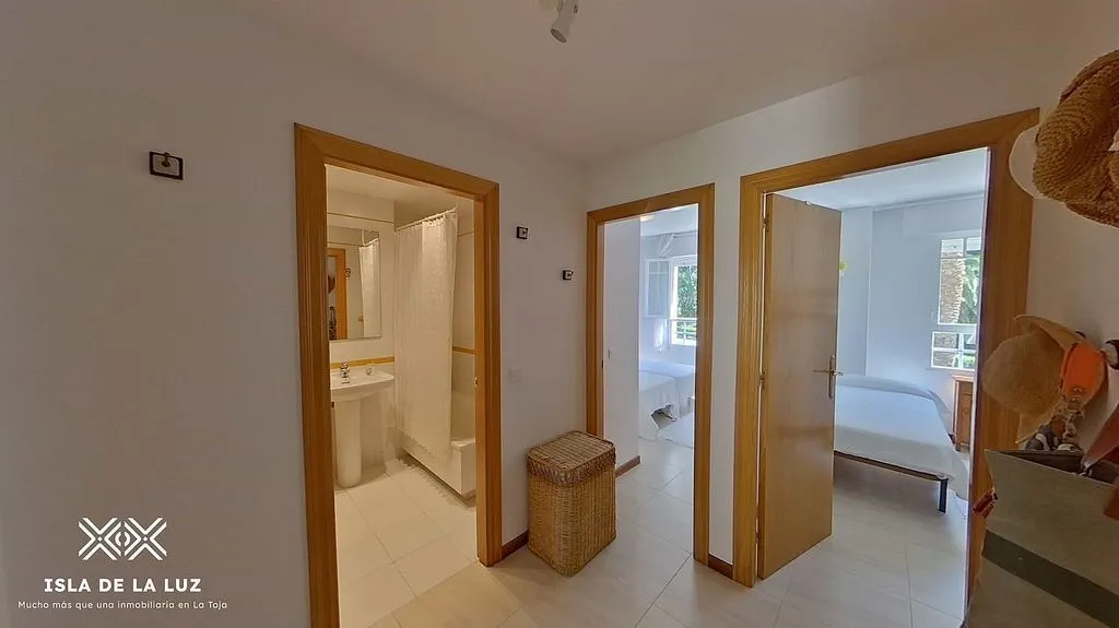 Entrée - Luxury Flat with Pool in O Grove