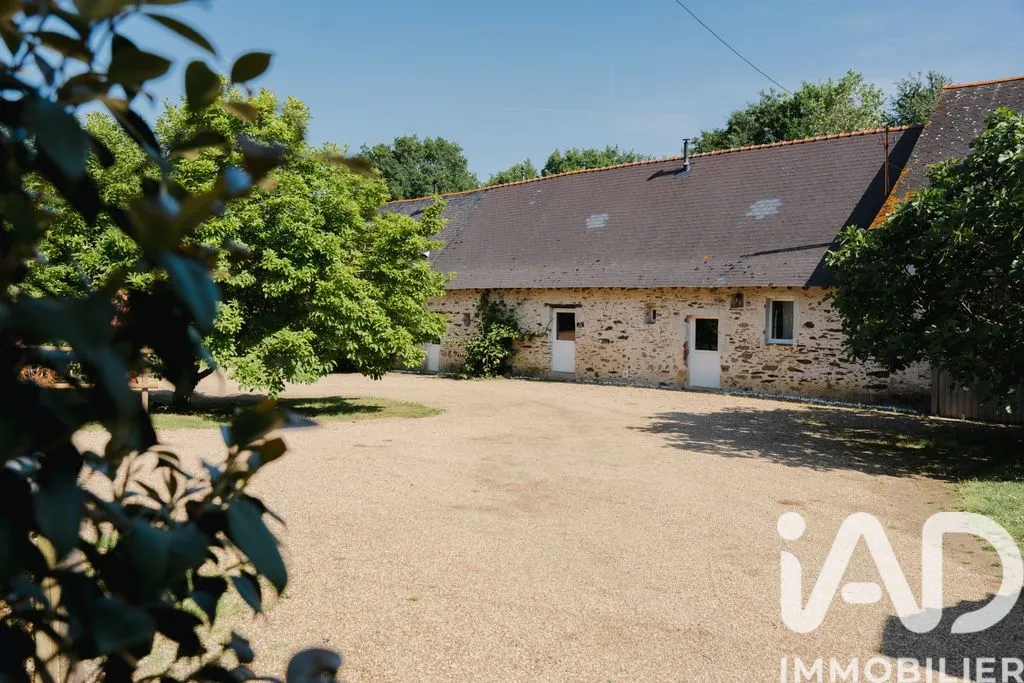 Aed - Charming Gîte with Reception in Les Hauts-d'Anjou