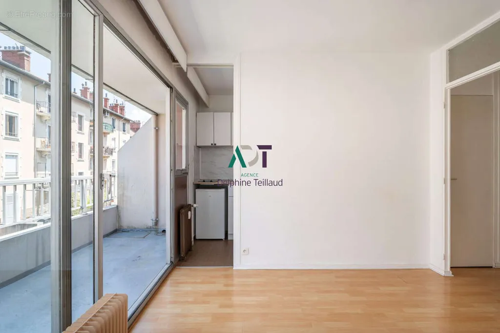 Toad - Studio with Balcony in Grenoble