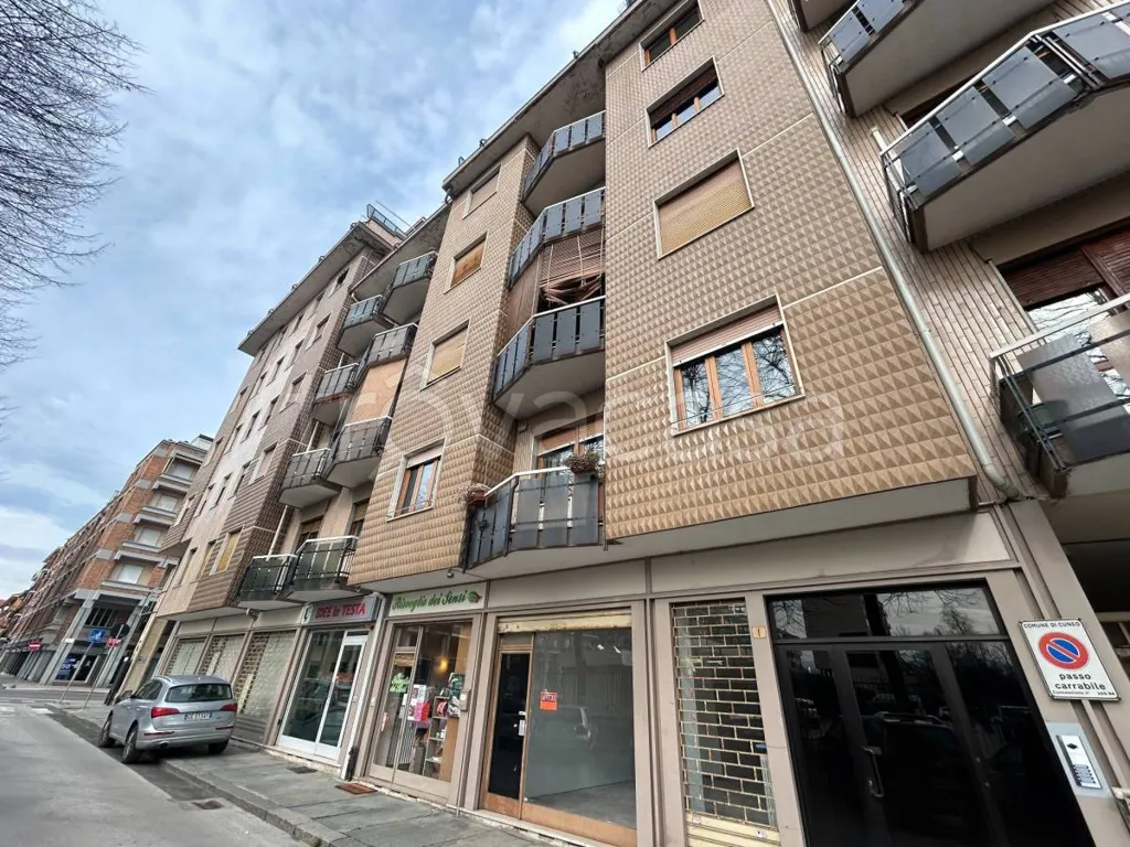 Välivaade - Quadruplex with Balcony in Cuneo