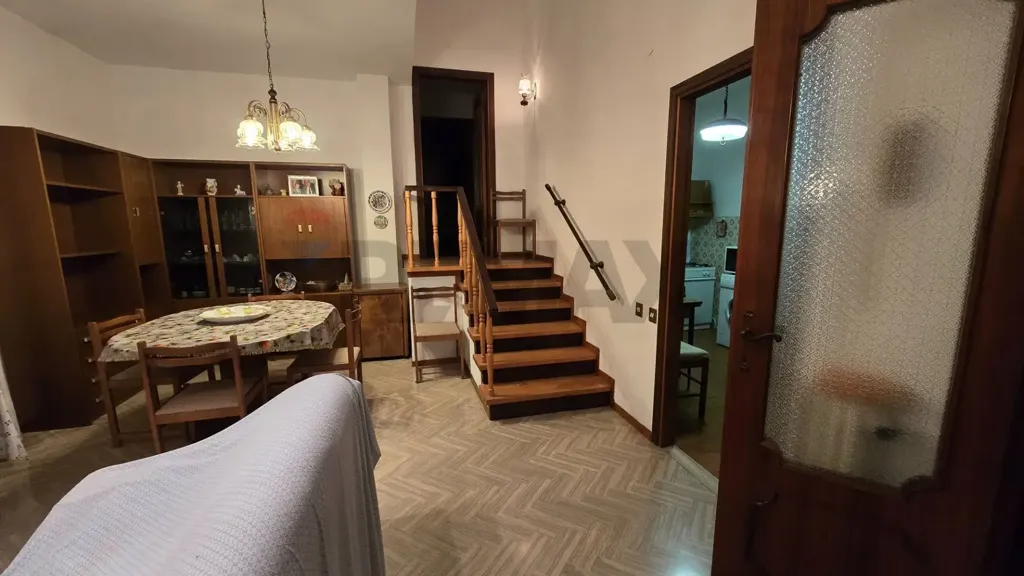 Sala da pranzo - Classical Villa with Garden in Sassoferrato
