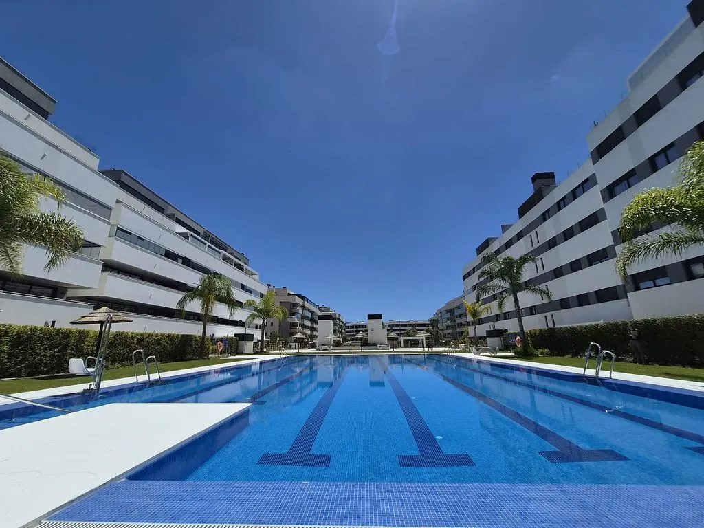 Pool - Penthouse with Pool on Avenida Mar de Alborán