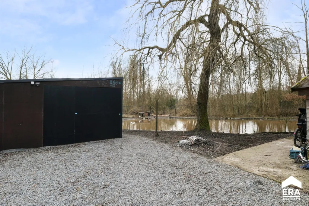 Esterno - Chalet with Pond in Herselt