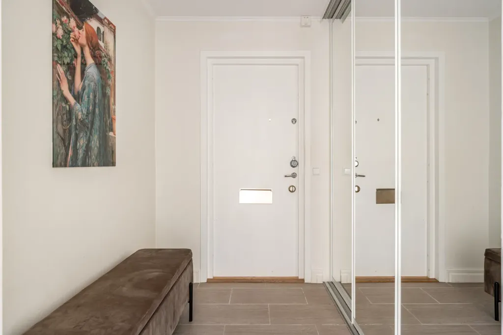 Hallway - Apartment with Rental Unit in Täby