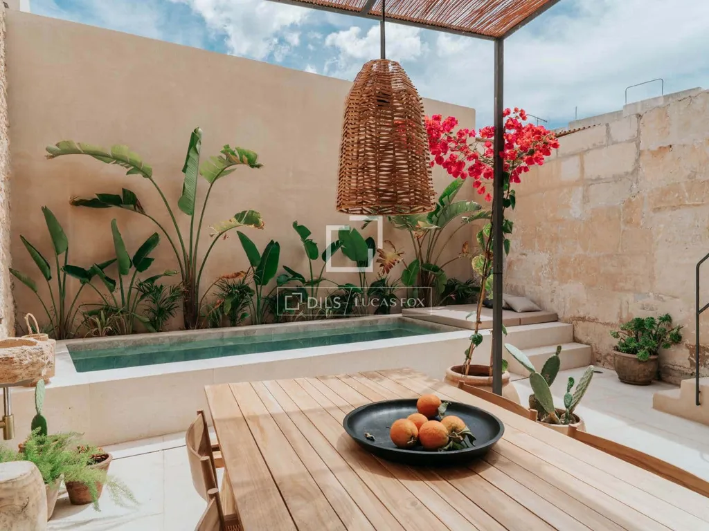 Aed - Renovated Villa with Pool in Es Llombards