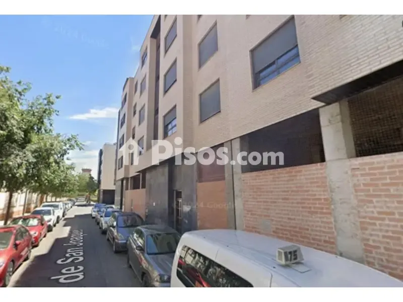 Exterior - Apartment with Central Location in Zaragoza