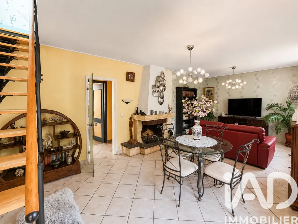 5-room house in Sainte-Geneviève-des-Bois