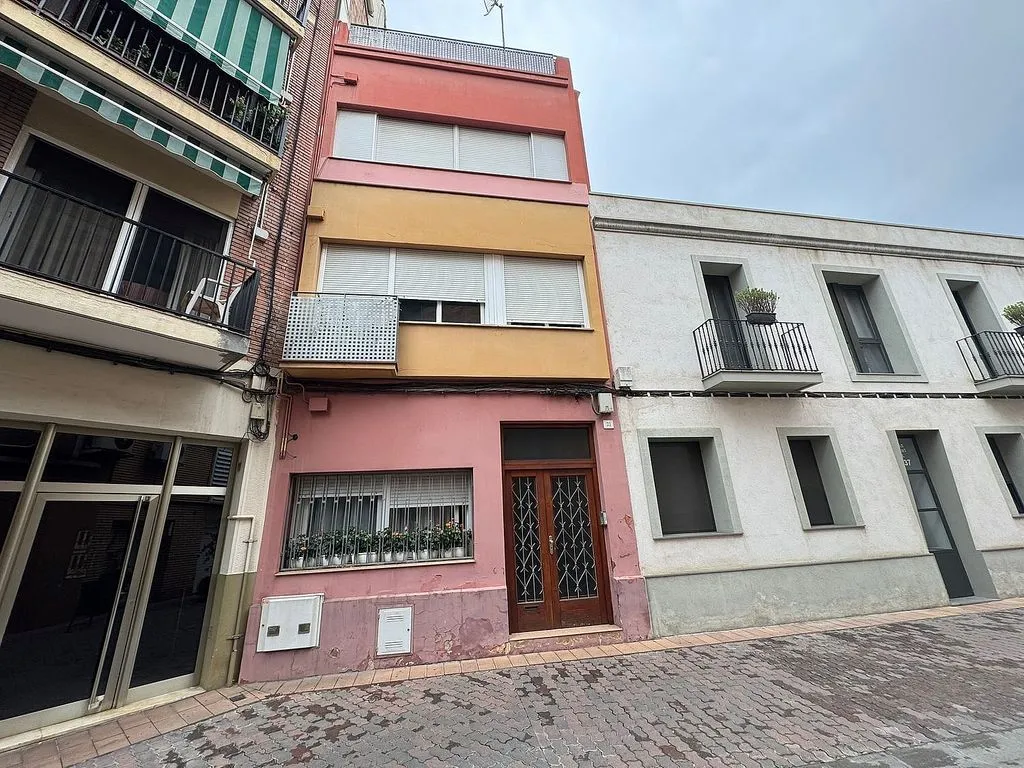 Extérieur - Ample Loft in Central Molins de Rei