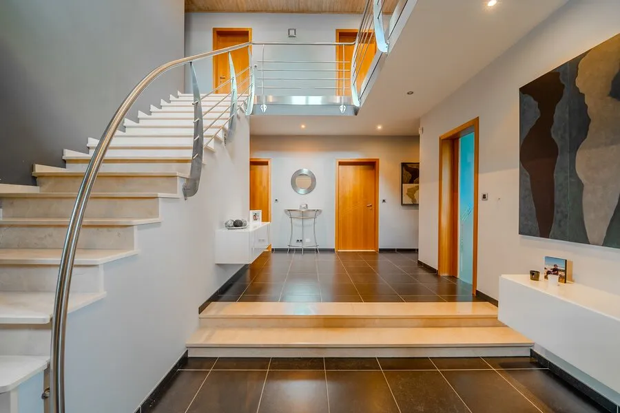 Entrée - Villa de 5 Chambres avec 4 Garages à Nandrin