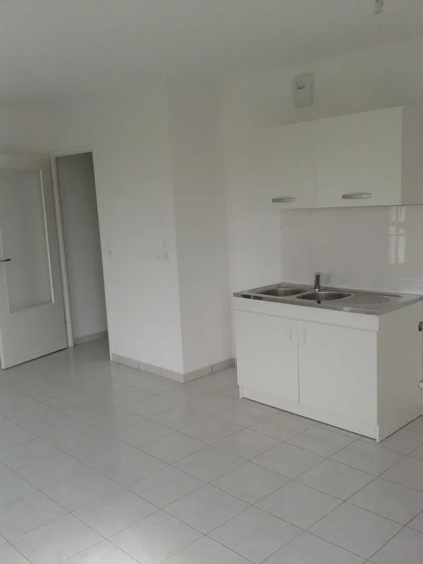 Cucina - T2 Flat with Balcony in Saint Herblain Bourg