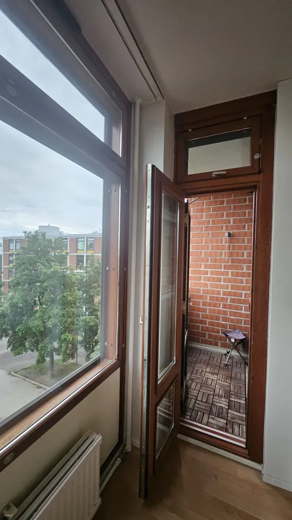 Balcone - Apartment with Balcony in Olari, Espoo