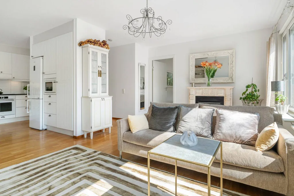 Séjour - Modern Apartment with Balcony near Farsta
