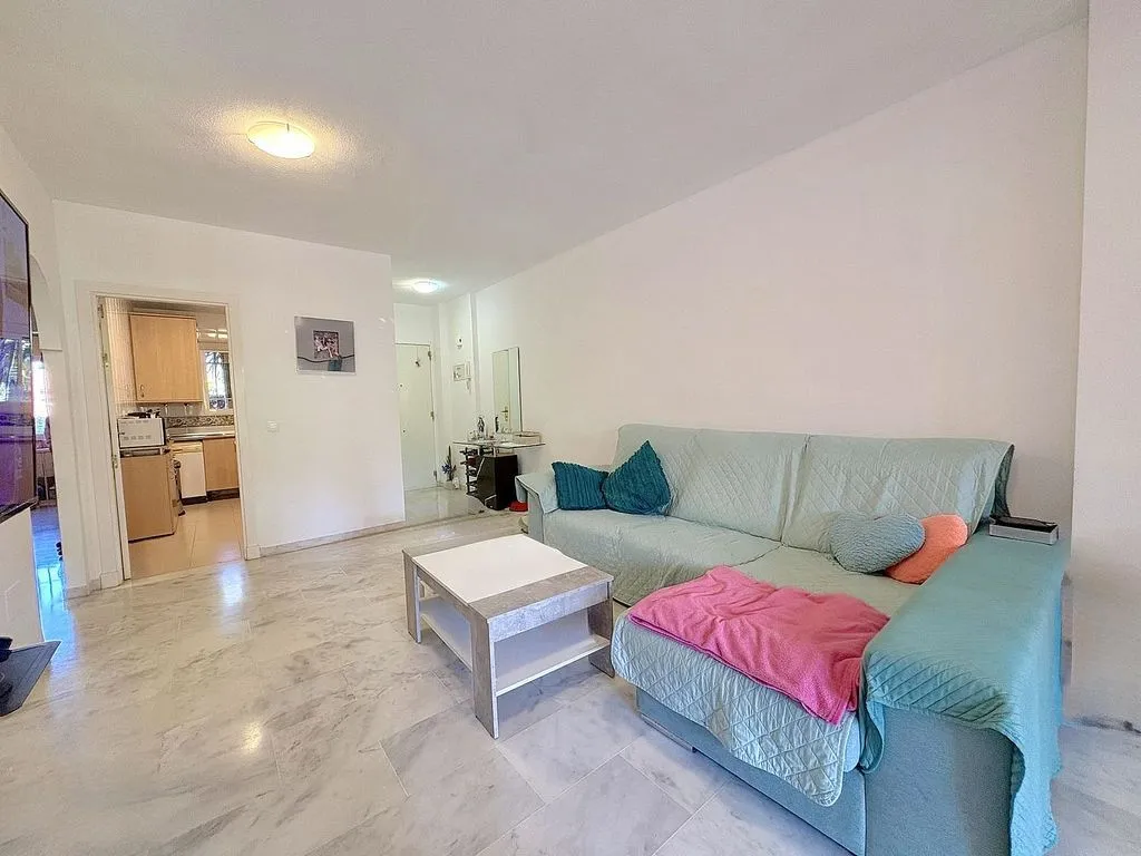 Soggiorno - Corner Apartment with Pool in Marbella