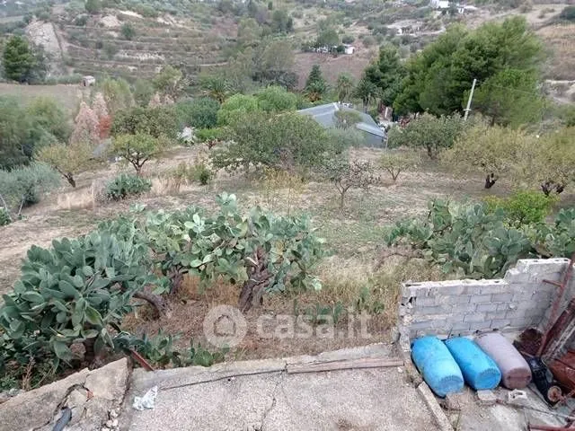 Jardin - Rustic Farmhouse with Land in San Cataldo