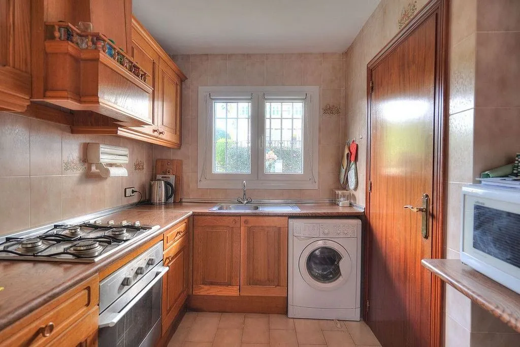 Köök - Corner Semi-Detached House with Pool in Mijas Golf