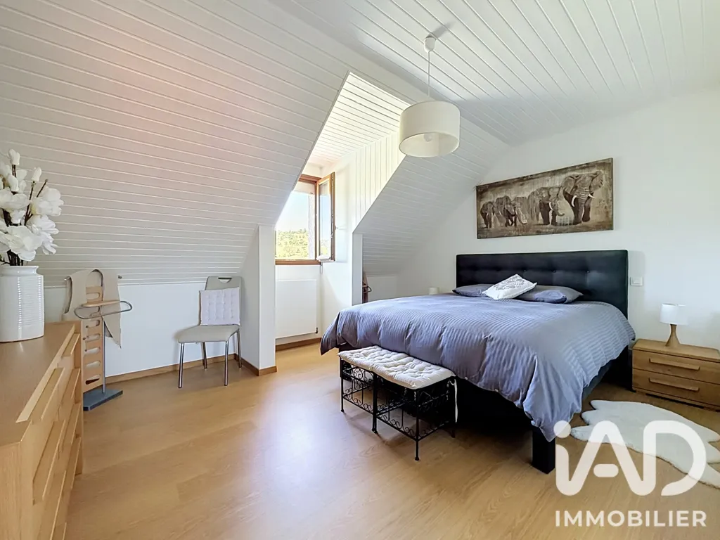 Camere da letto - Detached House with Pool in Reignier-Ésery