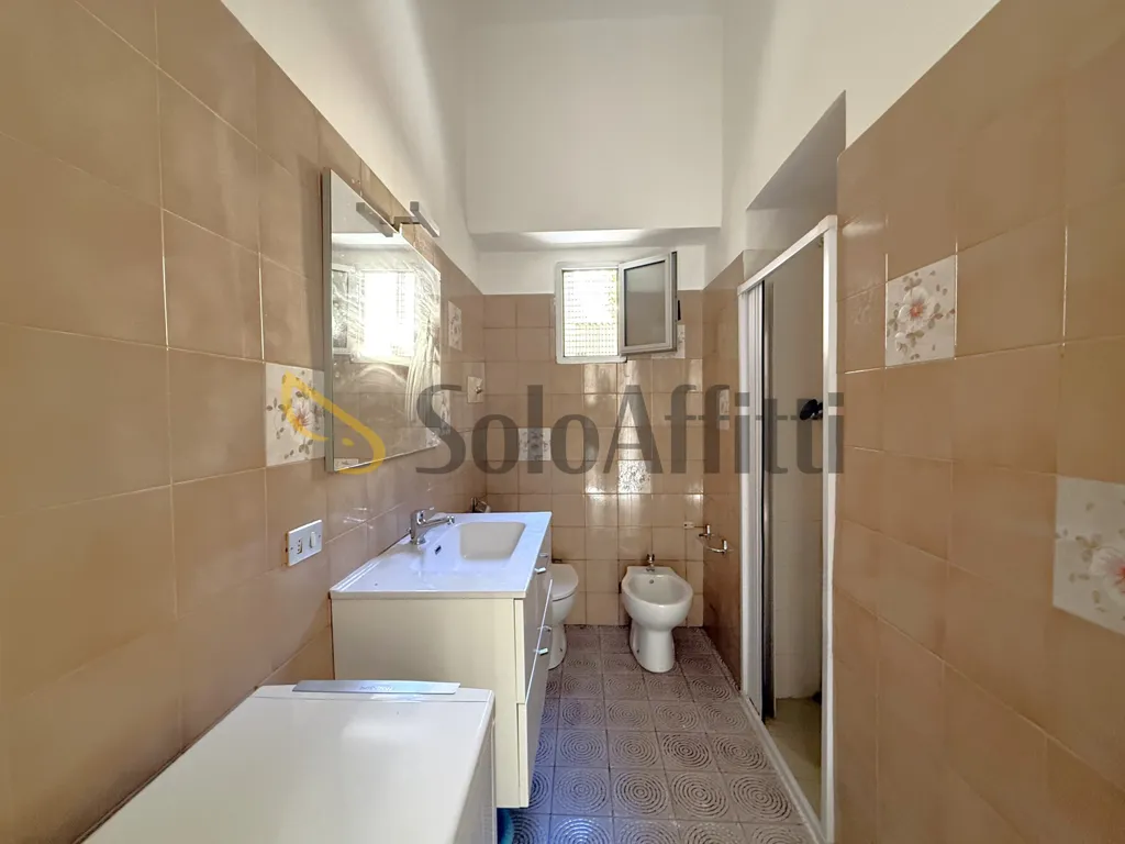 Vannitoad - Partially Furnished Triplex in Forlì's Historic Centre