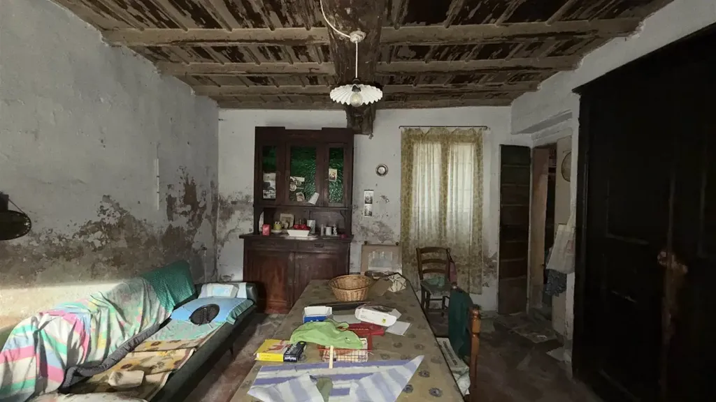 Salle à manger - Independent House with Dual Access in Gambolo'