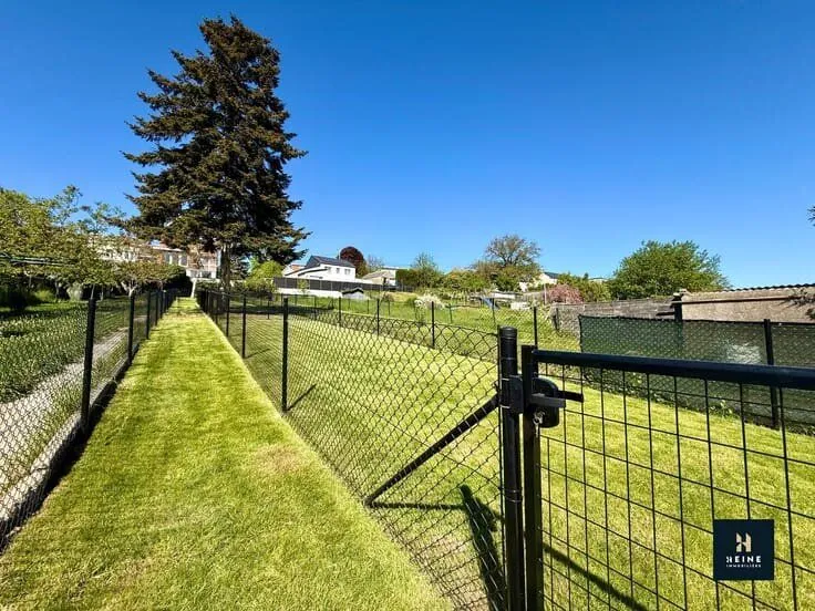 Garden - New Build Flat with Garden in Seilles