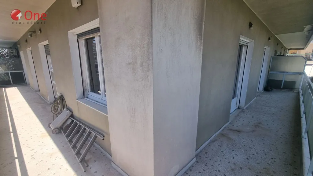 Balcon - Bright Corner Apartment with View in Athens