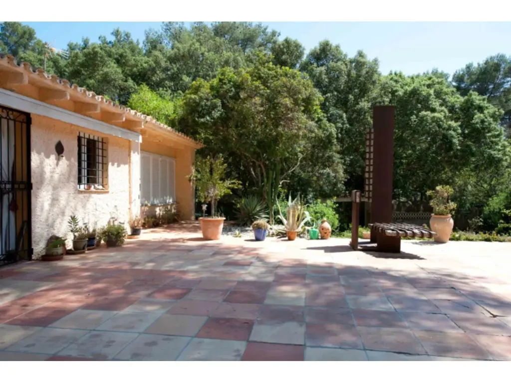 Terrass - Rustic Chalet with Pool in Formentor